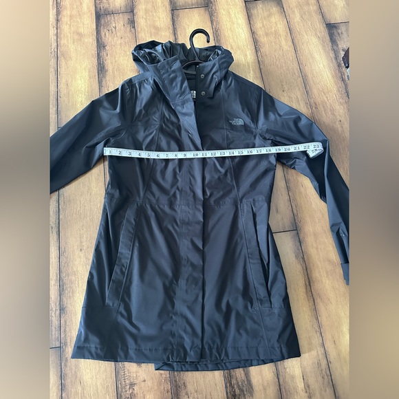 The North Face MIDI Trench - Picture 5 of 6